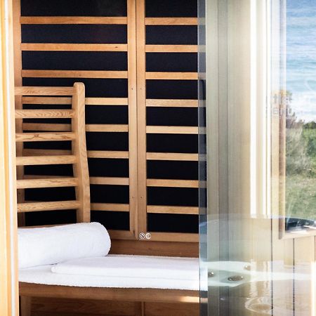 Saltwater - Absolute Oceanfront, Fire Pits, Some Villas With Hot Tubs And Sauna Falmouth Exterior foto