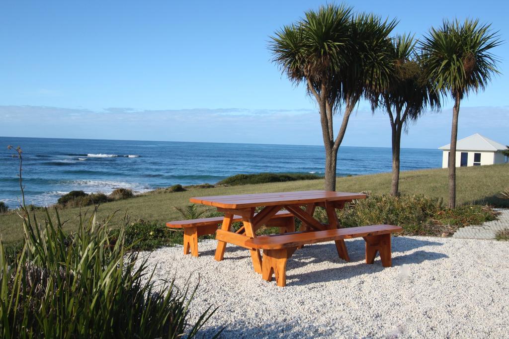 Saltwater - Absolute Oceanfront, Fire Pits, Some Villas With Hot Tubs And Sauna Falmouth Exterior foto