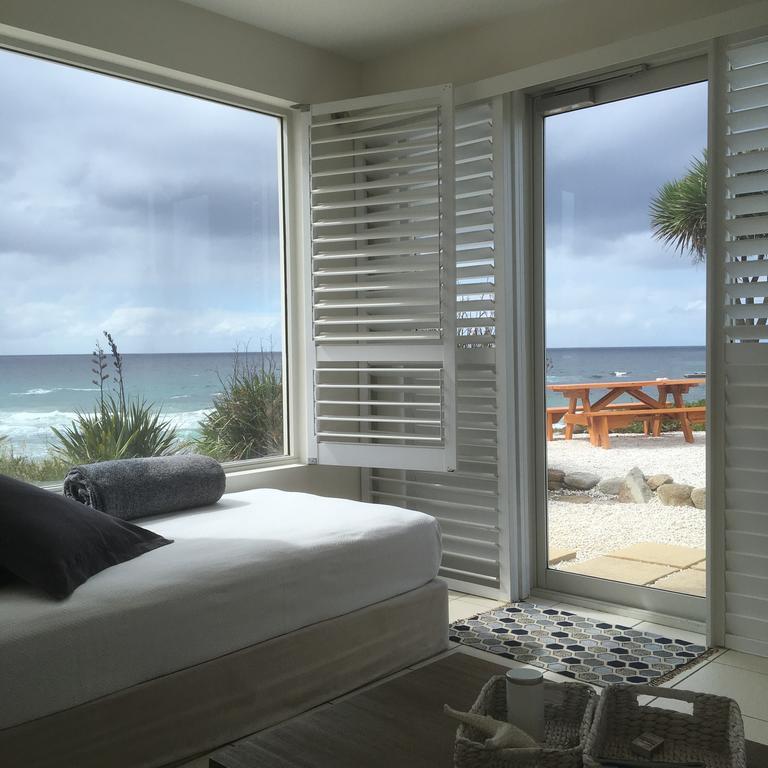 Saltwater - Absolute Oceanfront, Fire Pits, Some Villas With Hot Tubs And Sauna Falmouth Cameră foto